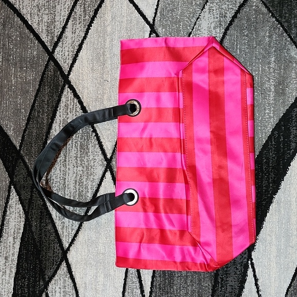 VINTAGE VS ICONIC STRIPED HANGING COSMETIC BAG & STUDDED TRAVEL TOTE BUN… - Picture 13 of 16